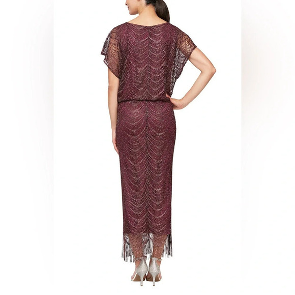 SLNY
Fringe Hem Crochet
Blouson Long Dress in fig color size 6 - Picture 2 of 11